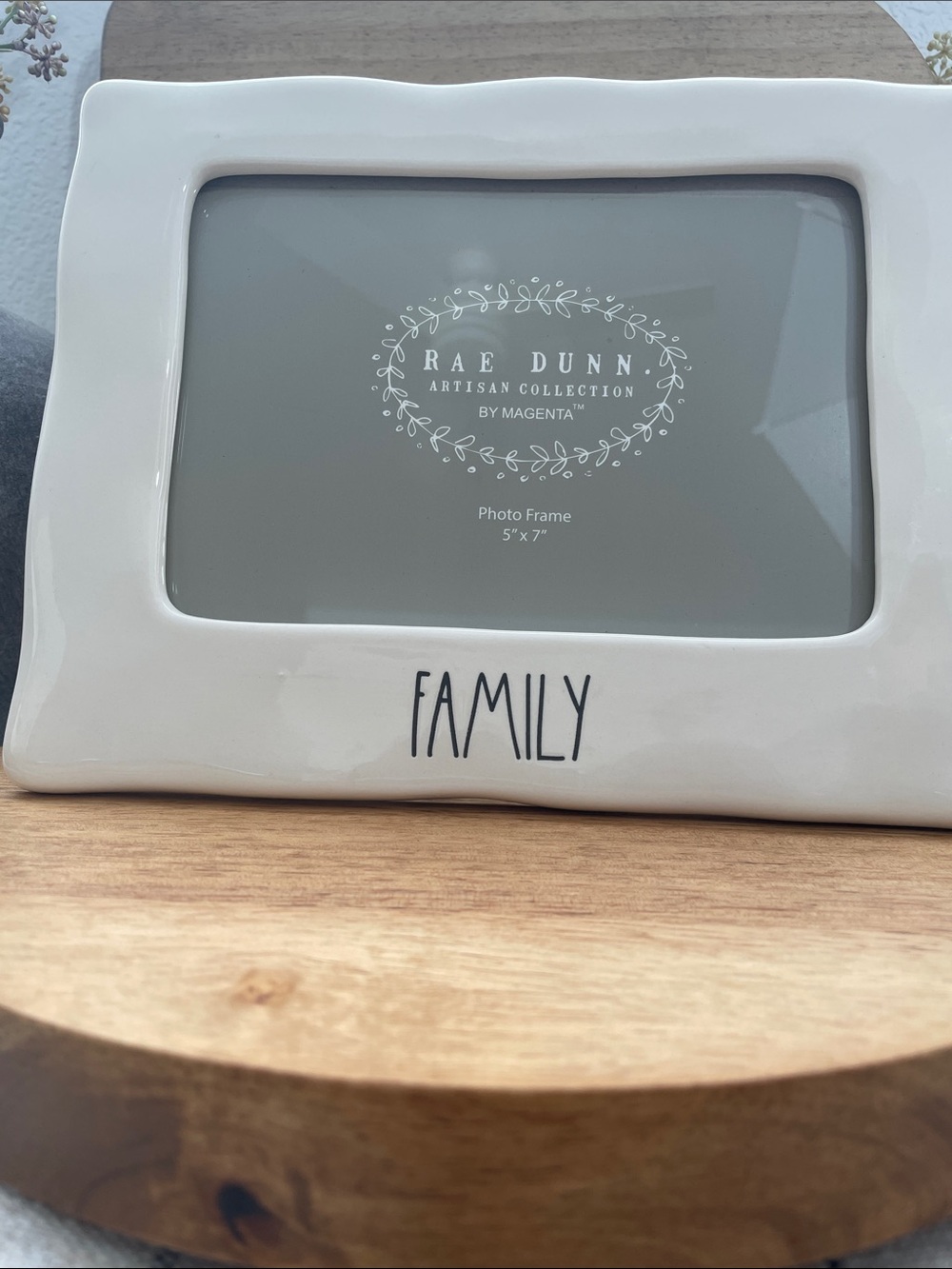 SALE! NEW Rae Dunn White Ceramic "FAMILY" Photo Frame 5” x 7”